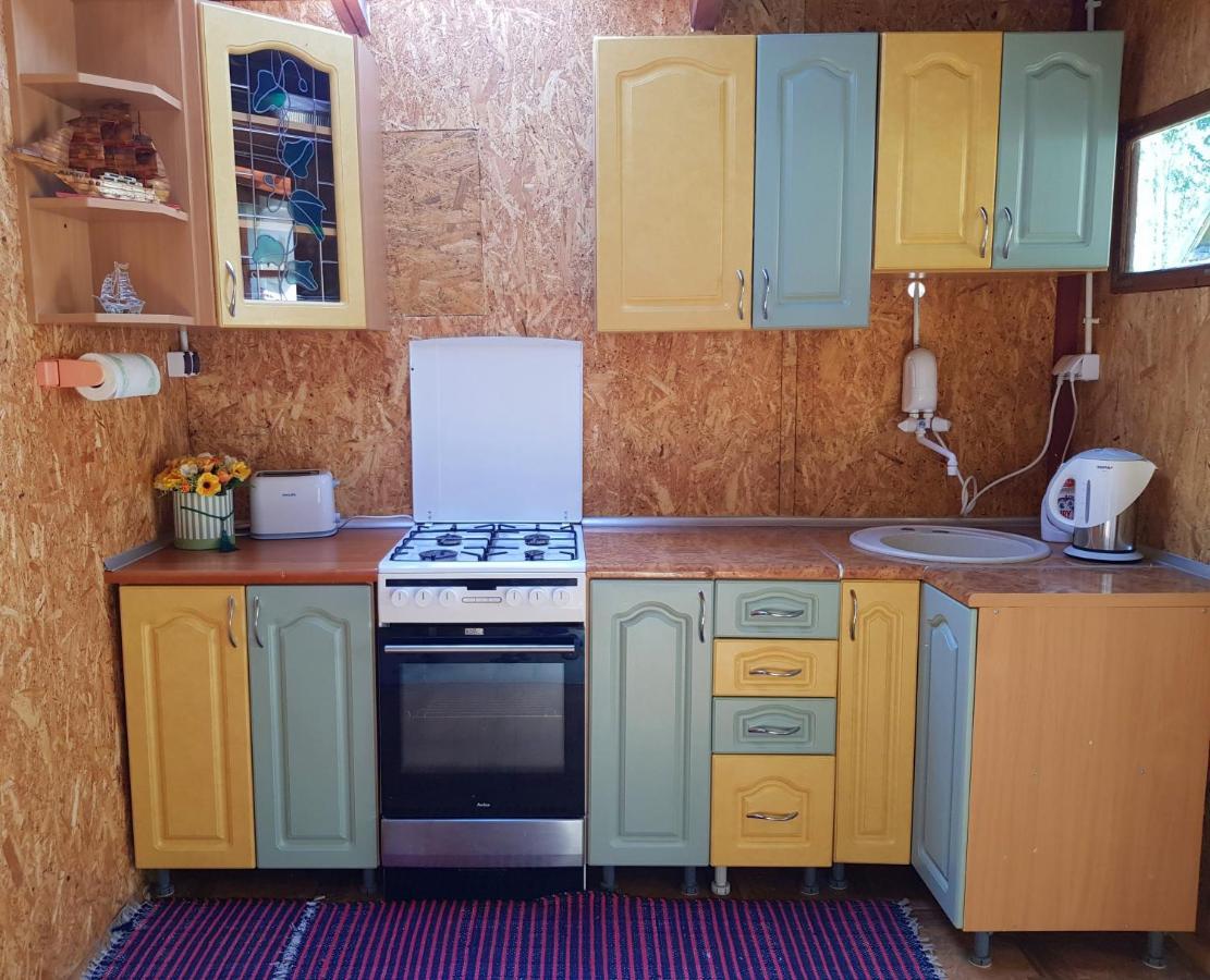 Jasmin Apartment Budry Bagian luar foto